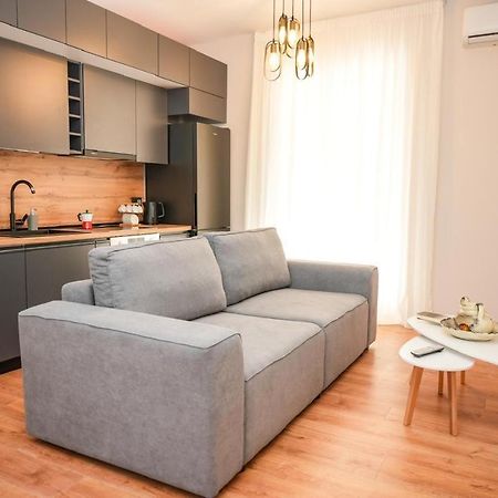 Bougainvilla Apartments Tirana Buitenkant foto