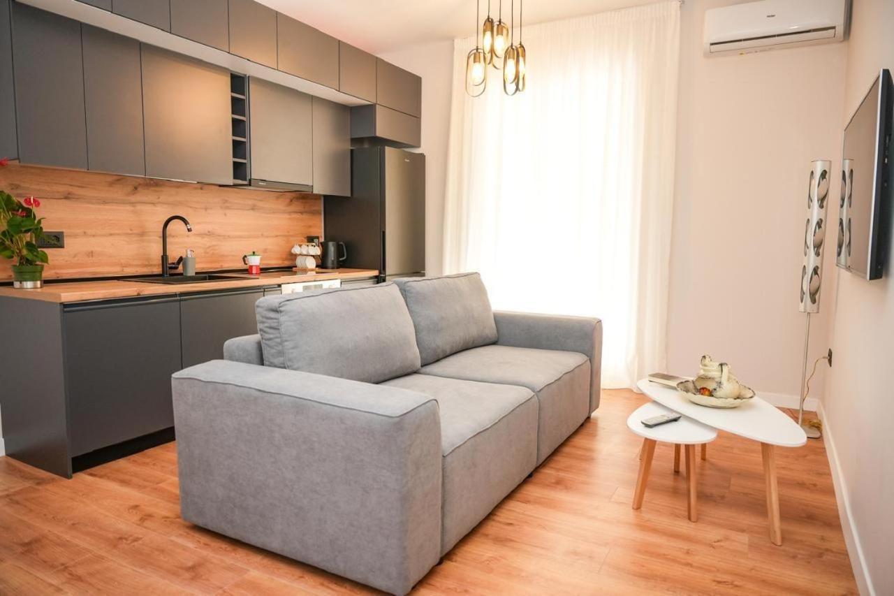 Bougainvilla Apartments Tirana Buitenkant foto